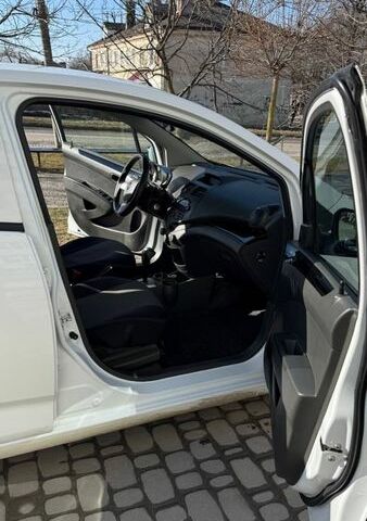 Белый Равон Р2, объемом двигателя 1.25 л и пробегом 54 тыс. км за 6500 $, фото 5 на Automoto.ua