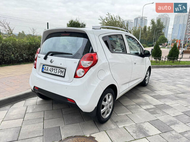 Білий Равон Р2, об'ємом двигуна 1.25 л та пробігом 75 тис. км за 7200 $, фото 4 на Automoto.ua