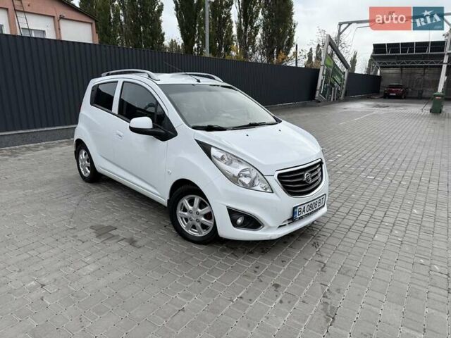 Білий Равон Р2, об'ємом двигуна 1.25 л та пробігом 54 тис. км за 6500 $, фото 9 на Automoto.ua