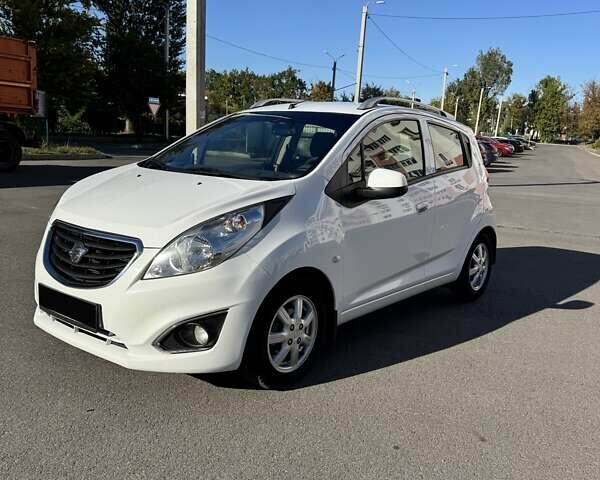 Білий Равон Р2, об'ємом двигуна 1.25 л та пробігом 135 тис. км за 7100 $, фото 2 на Automoto.ua