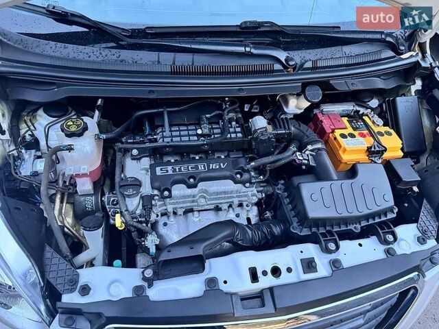 Білий Равон Р2, об'ємом двигуна 1.25 л та пробігом 42 тис. км за 7500 $, фото 8 на Automoto.ua