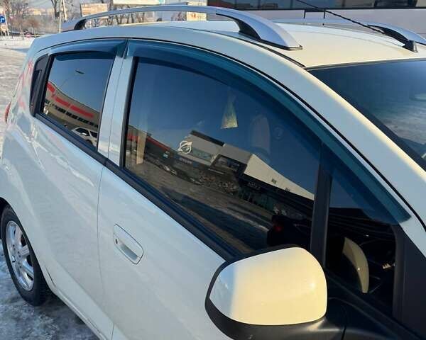 Білий Равон Р2, об'ємом двигуна 1.25 л та пробігом 125 тис. км за 6300 $, фото 6 на Automoto.ua