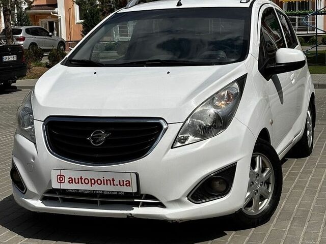 Белый Равон Р2, объемом двигателя 1.25 л и пробегом 177 тыс. км за 6500 $, фото 2 на Automoto.ua