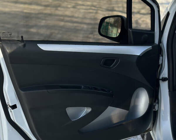 Белый Равон Р2, объемом двигателя 1.25 л и пробегом 73 тыс. км за 6300 $, фото 32 на Automoto.ua