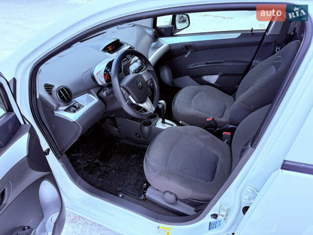 Білий Равон Р2, об'ємом двигуна 1.25 л та пробігом 75 тис. км за 6950 $, фото 21 на Automoto.ua