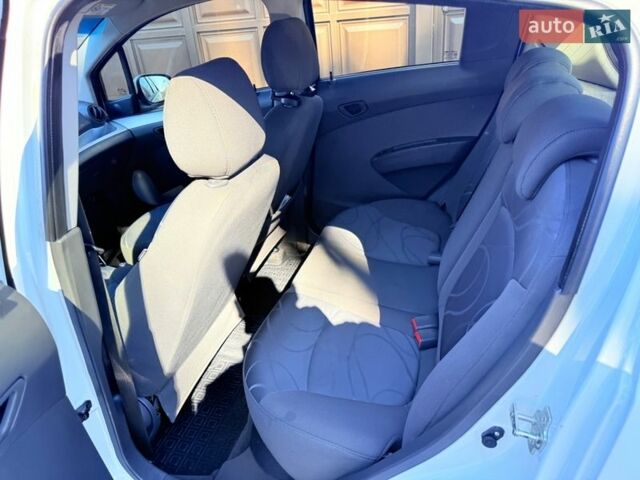 Білий Равон Р2, об'ємом двигуна 1.25 л та пробігом 89 тис. км за 6800 $, фото 10 на Automoto.ua