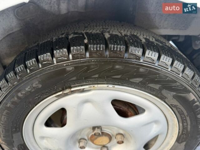 Білий Равон Р2, об'ємом двигуна 1.25 л та пробігом 117 тис. км за 4200 $, фото 4 на Automoto.ua