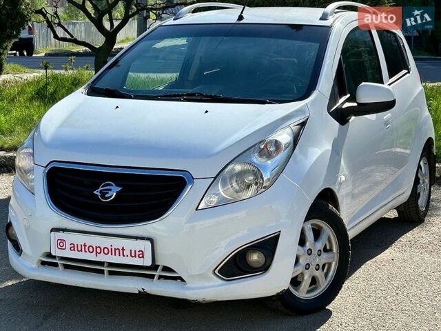 Белый Равон Р2, объемом двигателя 1.25 л и пробегом 177 тыс. км за 6400 $, фото 2 на Automoto.ua