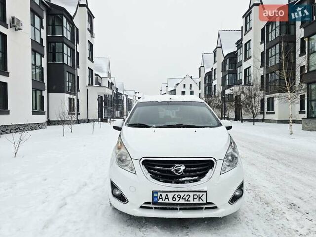 Білий Равон Р2, об'ємом двигуна 1.25 л та пробігом 46 тис. км за 7700 $, фото 1 на Automoto.ua