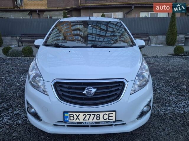 Белый Равон Р2, объемом двигателя 1.25 л и пробегом 55 тыс. км за 7500 $, фото 1 на Automoto.ua