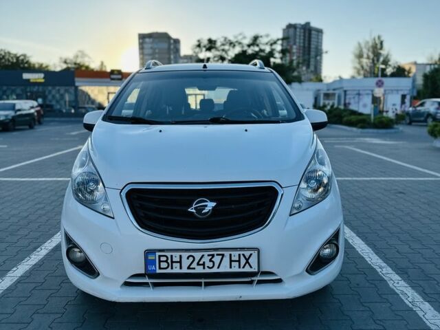 Білий Равон Р2, об'ємом двигуна 1.2 л та пробігом 104 тис. км за 5099 $, фото 2 на Automoto.ua