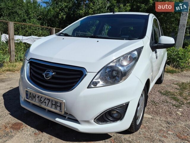 Белый Равон Р2, объемом двигателя 1.25 л и пробегом 70 тыс. км за 6400 $, фото 1 на Automoto.ua