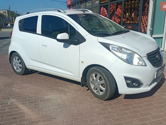 Білий Равон Р2, об'ємом двигуна 1.25 л та пробігом 112 тис. км за 5500 $, фото 1 на Automoto.ua