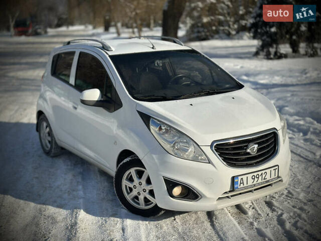 Белый Равон Р2, объемом двигателя 1.25 л и пробегом 73 тыс. км за 6300 $, фото 3 на Automoto.ua