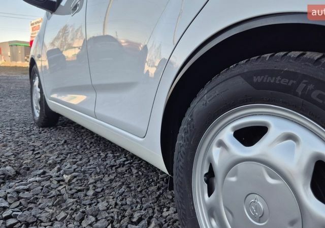 Белый Равон Р2, объемом двигателя 1.25 л и пробегом 55 тыс. км за 7700 $, фото 9 на Automoto.ua