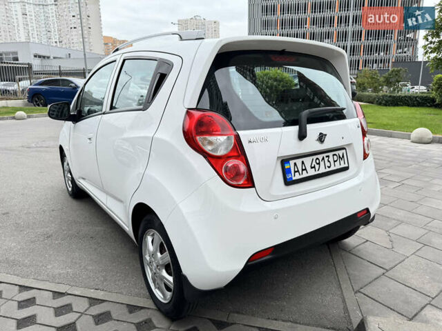 Білий Равон Р2, об'ємом двигуна 1.25 л та пробігом 75 тис. км за 7200 $, фото 2 на Automoto.ua