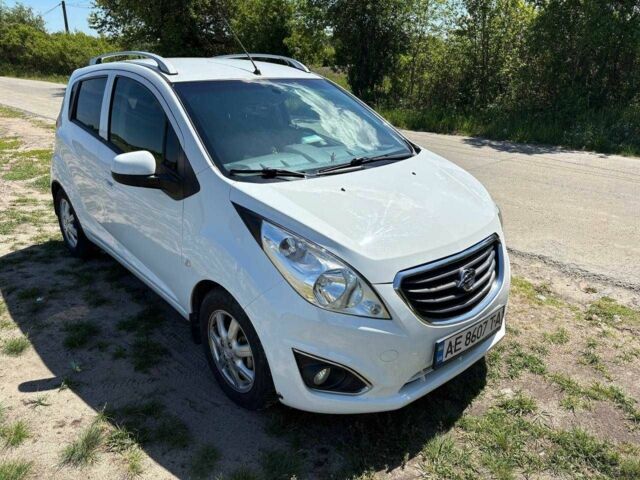 Белый Равон Р2, объемом двигателя 1.2 л и пробегом 58 тыс. км за 7200 $, фото 3 на Automoto.ua