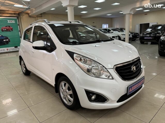 Белый Равон Р2, объемом двигателя 0 л и пробегом 36 тыс. км за 7300 $, фото 9 на Automoto.ua