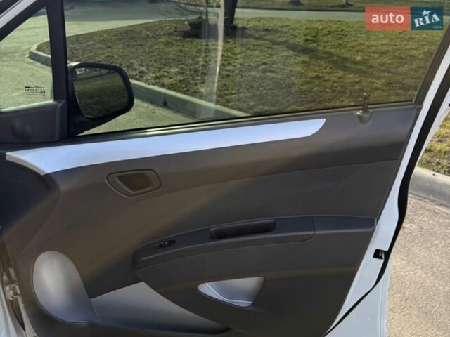 Белый Равон Р2, объемом двигателя 1.25 л и пробегом 56 тыс. км за 7000 $, фото 14 на Automoto.ua