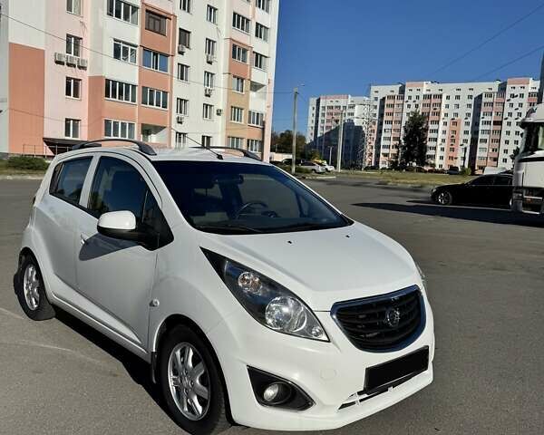 Білий Равон Р2, об'ємом двигуна 1.25 л та пробігом 135 тис. км за 7100 $, фото 7 на Automoto.ua