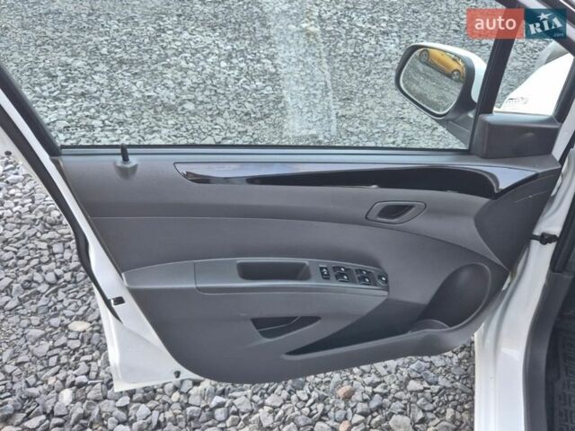 Белый Равон Р2, объемом двигателя 1.25 л и пробегом 55 тыс. км за 7500 $, фото 25 на Automoto.ua