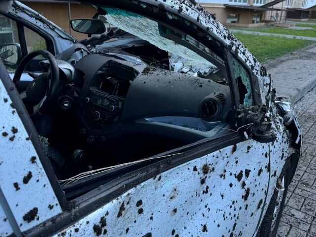 Белый Равон Р2, объемом двигателя 0 л и пробегом 100 тыс. км за 3000 $, фото 6 на Automoto.ua