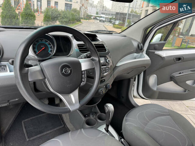 Білий Равон Р2, об'ємом двигуна 1.25 л та пробігом 75 тис. км за 7200 $, фото 8 на Automoto.ua