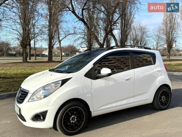 Белый Равон Р2, объемом двигателя 1.25 л и пробегом 56 тыс. км за 7000 $, фото 1 на Automoto.ua