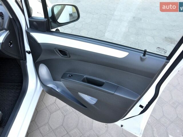 Білий Равон Р2, об'ємом двигуна 1.25 л та пробігом 65 тис. км за 6600 $, фото 8 на Automoto.ua