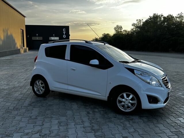 Білий Равон Р2, об'ємом двигуна 1.2 л та пробігом 60 тис. км за 7300 $, фото 4 на Automoto.ua