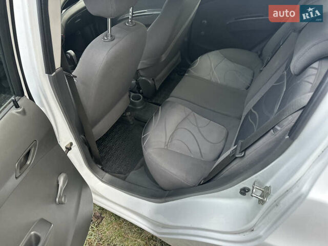 Білий Равон Р2, об'ємом двигуна 1.25 л та пробігом 120 тис. км за 4950 $, фото 21 на Automoto.ua