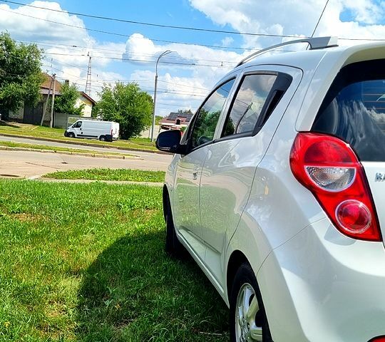Білий Равон Р2, об'ємом двигуна 1.2 л та пробігом 95 тис. км за 6500 $, фото 4 на Automoto.ua