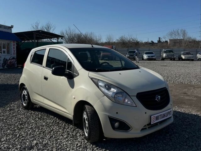 Белый Равон Р2, объемом двигателя 0 л и пробегом 115 тыс. км за 4999 $, фото 2 на Automoto.ua