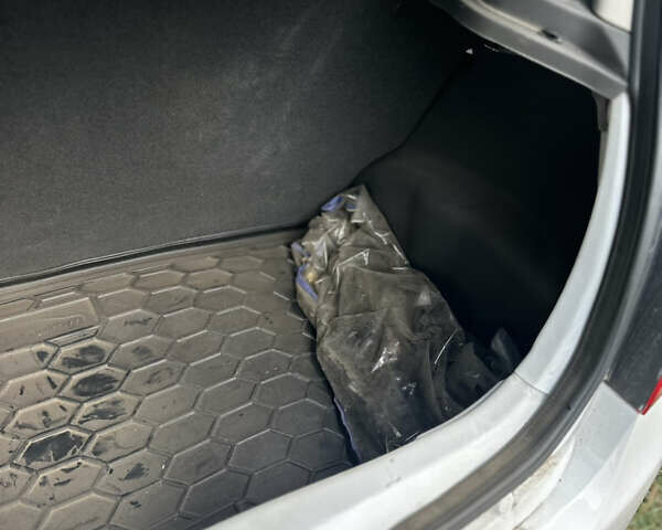 Белый Равон Р2, объемом двигателя 1.25 л и пробегом 120 тыс. км за 5500 $, фото 32 на Automoto.ua