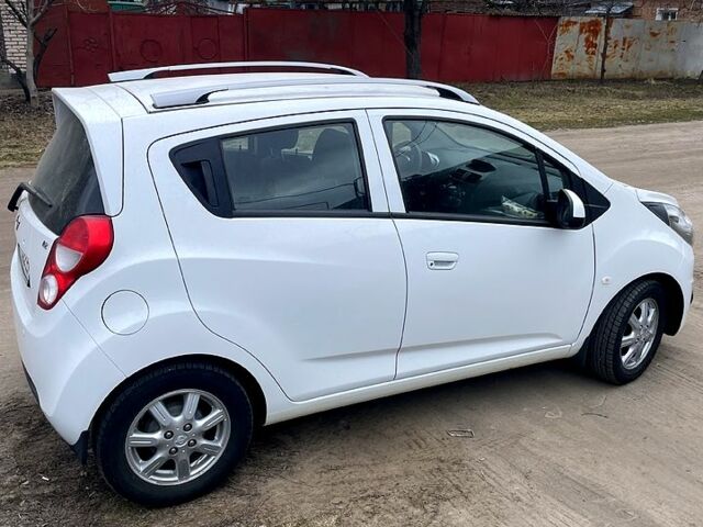 Білий Равон Р2, об'ємом двигуна 1.2 л та пробігом 0 тис. км за 8200 $, фото 1 на Automoto.ua