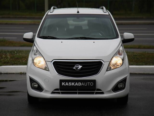 Білий Равон Р2, об'ємом двигуна 0 л та пробігом 43 тис. км за 8400 $, фото 1 на Automoto.ua