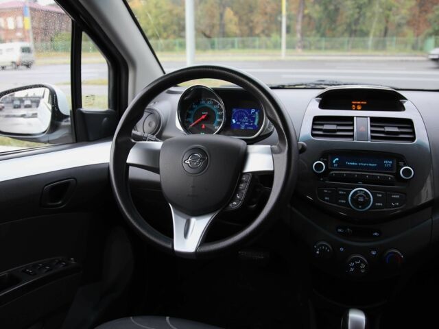 Білий Равон Р2, об'ємом двигуна 0 л та пробігом 43 тис. км за 8400 $, фото 10 на Automoto.ua