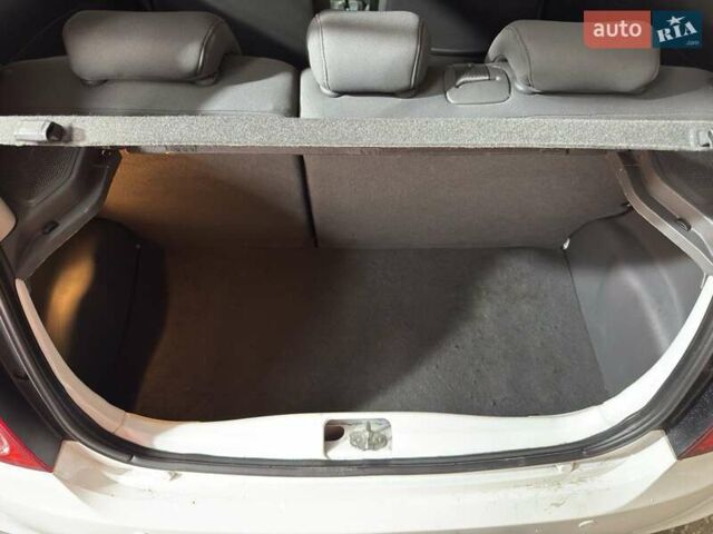 Белый Равон Р2, объемом двигателя 1.25 л и пробегом 44 тыс. км за 7599 $, фото 11 на Automoto.ua