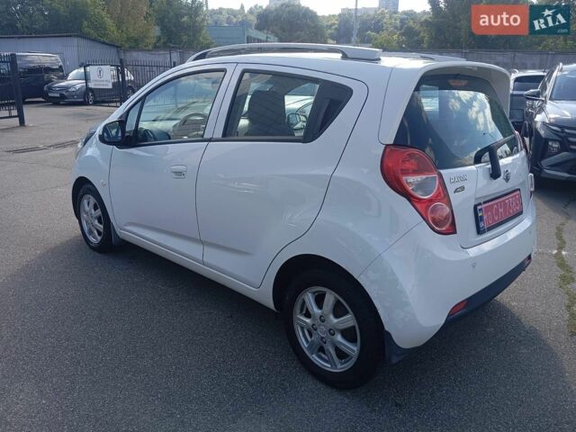 Білий Равон Р2, об'ємом двигуна 1.25 л та пробігом 47 тис. км за 8200 $, фото 6 на Automoto.ua