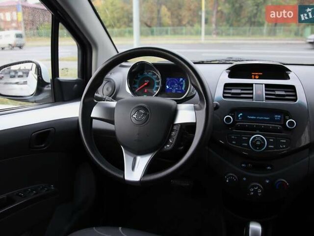 Белый Равон Р2, объемом двигателя 1.25 л и пробегом 43 тыс. км за 8400 $, фото 10 на Automoto.ua