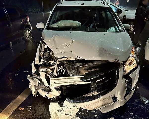 Белый Равон Р2, объемом двигателя 1.39 л и пробегом 65 тыс. км за 5000 $, фото 1 на Automoto.ua