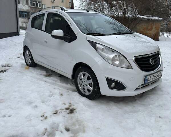 Белый Равон Р2, объемом двигателя 1.25 л и пробегом 44 тыс. км за 7599 $, фото 1 на Automoto.ua