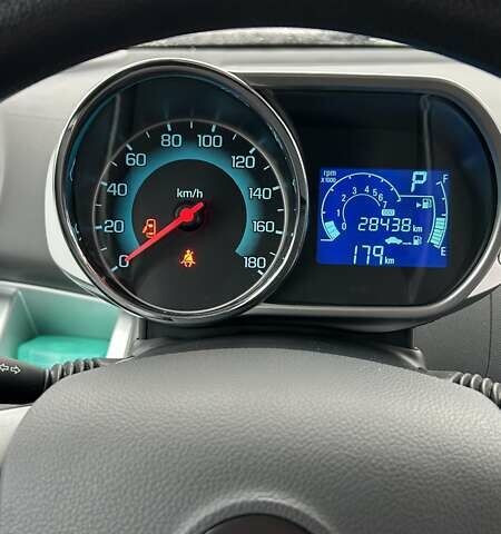 Белый Равон Р2, объемом двигателя 1.25 л и пробегом 28 тыс. км за 7900 $, фото 4 на Automoto.ua