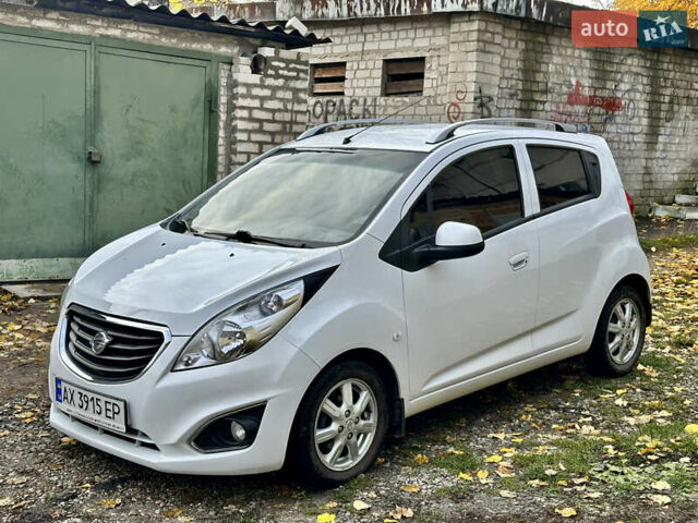 Белый Равон Р2, объемом двигателя 1.25 л и пробегом 63 тыс. км за 7100 $, фото 3 на Automoto.ua