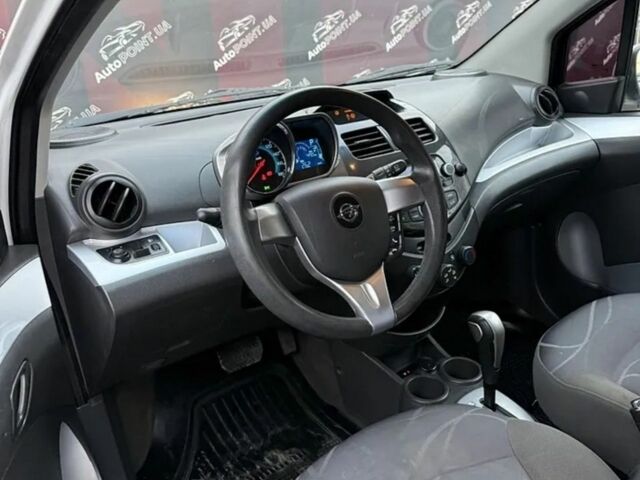Белый Равон Р2, объемом двигателя 0 л и пробегом 177 тыс. км за 5999 $, фото 4 на Automoto.ua
