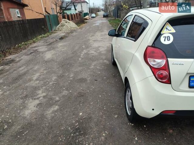 Бежевий Равон Р2, об'ємом двигуна 1.25 л та пробігом 80 тис. км за 7000 $, фото 2 на Automoto.ua