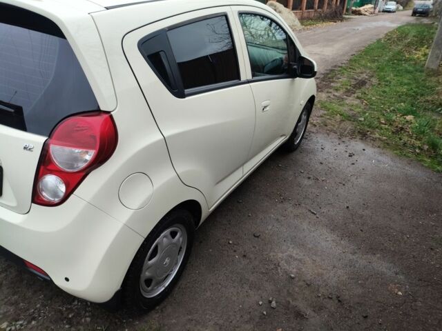 Бежевый Равон Р2, объемом двигателя 0 л и пробегом 80 тыс. км за 7000 $, фото 3 на Automoto.ua