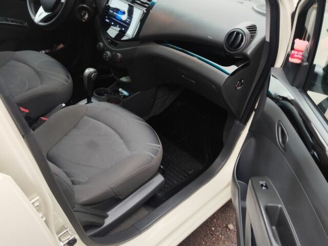 Бежевый Равон Р2, объемом двигателя 0 л и пробегом 80 тыс. км за 7000 $, фото 5 на Automoto.ua