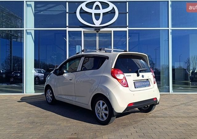 Бежевый Равон Р2, объемом двигателя 1.25 л и пробегом 31 тыс. км за 8399 $, фото 1 на Automoto.ua