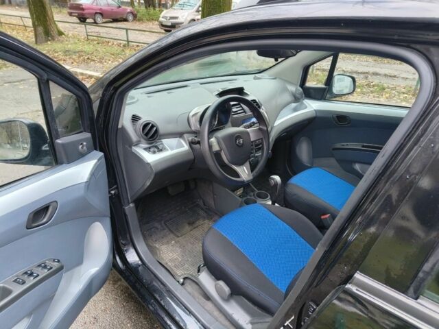 Черный Равон Р2, объемом двигателя 1.2 л и пробегом 15 тыс. км за 5000 $, фото 4 на Automoto.ua